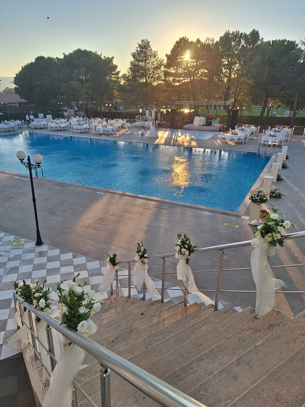 Davet süslemesi, Emexotel Havuzbaşı