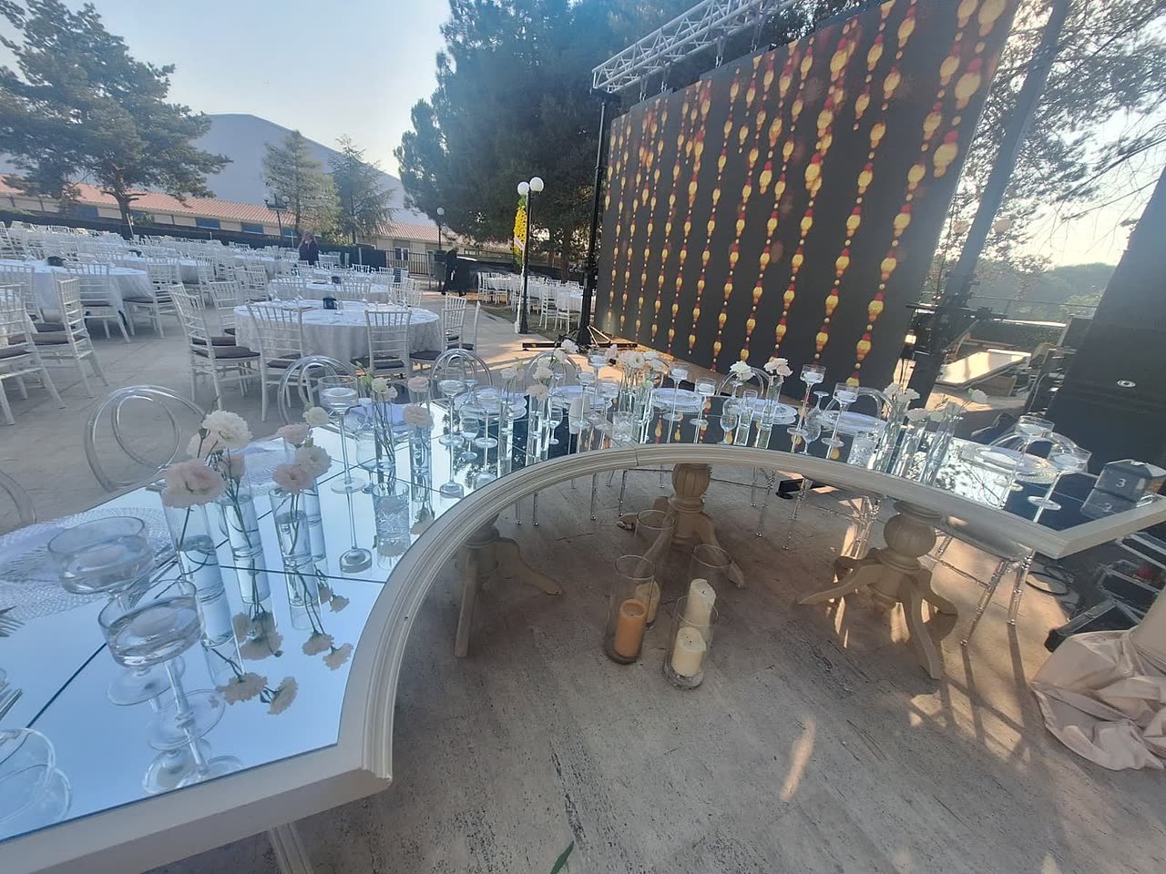Davet masası kurulumu, Emex Hotel havuzbaşı